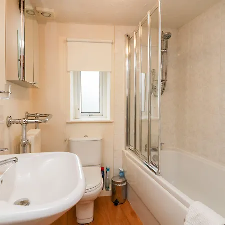 2 Bens Row Holiday home *