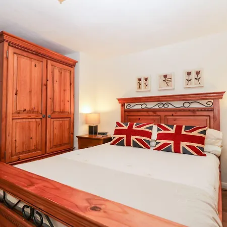 2 Bens Row Ulverston